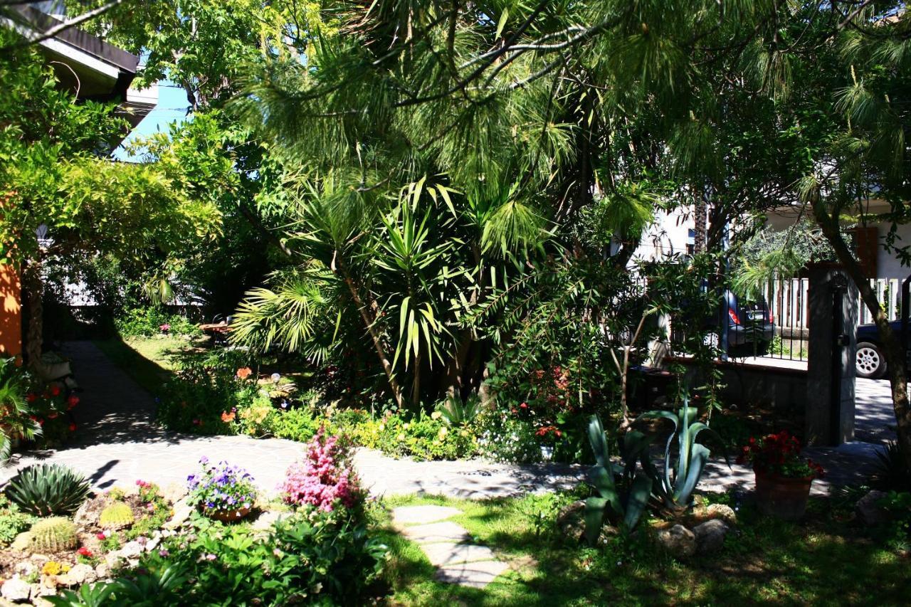 Garden Fuorirotta Bed & Breakfast San Giovanni Teatino Eksteriør bilde